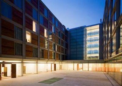 фото отеля Doubletree by Hilton Milan