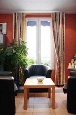 фото отеля Kyriad Paris Porte d'Orleans