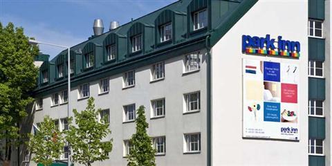 фото отеля Park Inn by Radisson Uno City Vienna