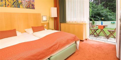 фото отеля Park Inn by Radisson Uno City Vienna