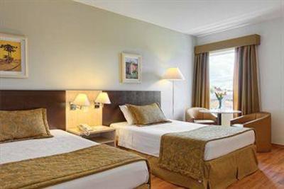 фото отеля Tulip Inn Santa Felicidade