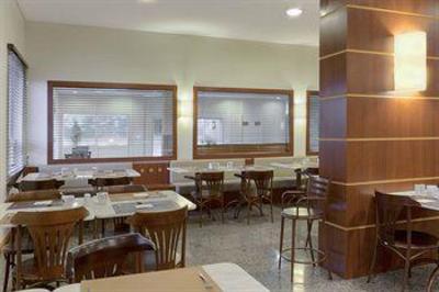 фото отеля Tulip Inn Santa Felicidade
