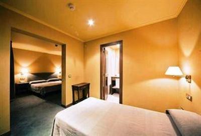 фото отеля Somriu Hotel Tivoli Andorra la Vella