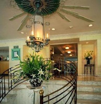 фото отеля Sunset Tower Hotel
