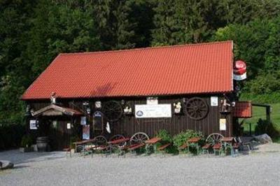 фото отеля Landhotel Huehnerhof