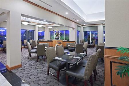 фото отеля Hilton Garden Inn Tulsa South