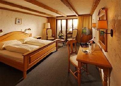фото отеля Hotel-Restaurant Alphorn