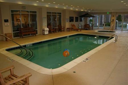 фото отеля Hampton Inn & Suites Clinton