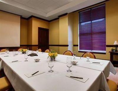 фото отеля Sheraton Duluth Hotel