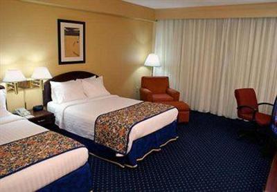 фото отеля Courtyard by Marriott Nashville Downtown