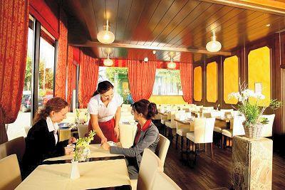 фото отеля Quality Swisshotel Zug
