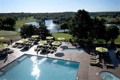 фото отеля Grand Geneva Resort & Spa