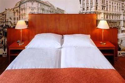 фото отеля Mercure Berlin Alexanderplatz