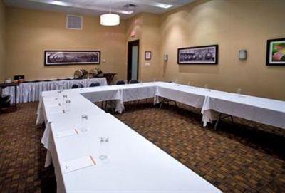 фото отеля Sandman Hotel & Suites Winnipeg Airport