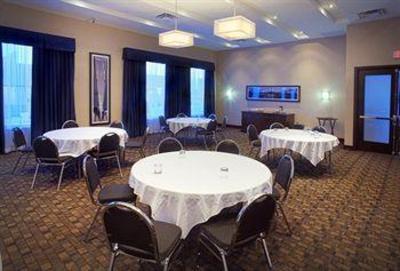 фото отеля Sandman Hotel & Suites Winnipeg Airport