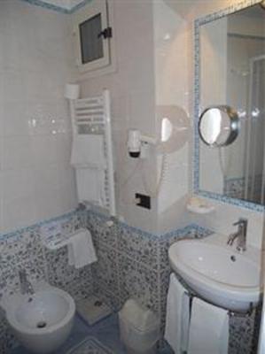 фото отеля Hotel Maison Raphael