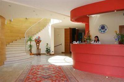 фото отеля Luna Hotel Motel Airport