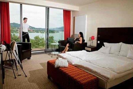 фото отеля Parkhotel Poertschach
