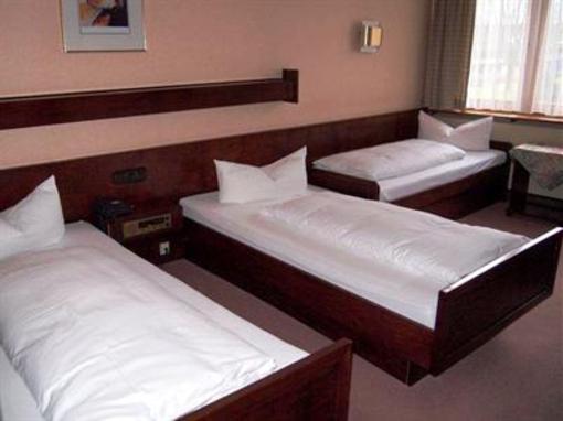 фото отеля Hotel Am Bad Tübingen