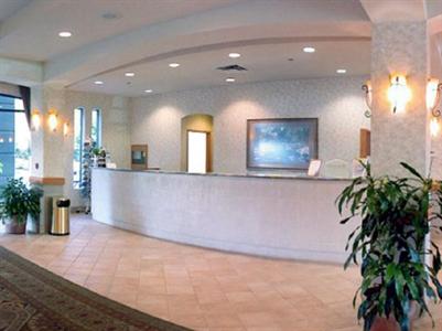 фото отеля Holiday Inn Hotel & Suites North Vancouver