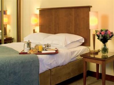 фото отеля Macdonald Tickled Trout Hotel