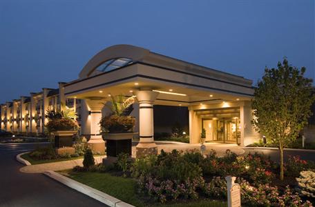 фото отеля BEST WESTERN PREMIER Eden Resort & Suites
