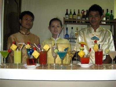 фото отеля Hang Neak Hotel