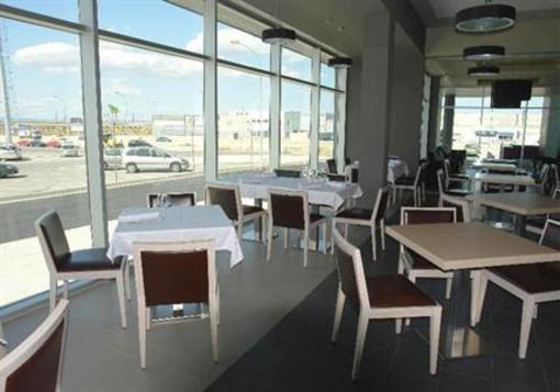 фото отеля Hotel Plaza Feria