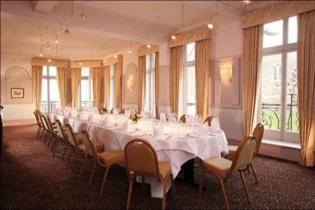 фото отеля Harte & Garter Hotel Windsor
