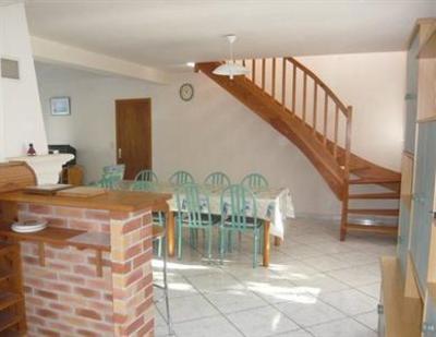 фото отеля Holiday House 22 Rue Des Sternes La Bree les Bains