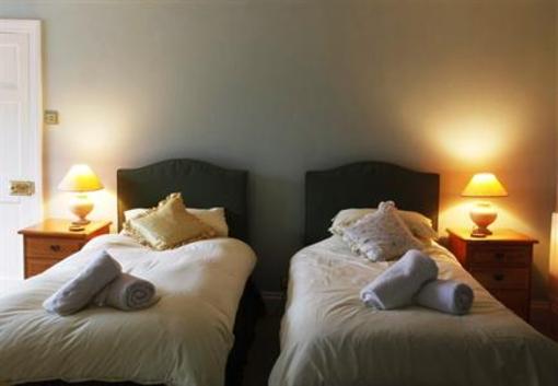 фото отеля Trelough House B&B