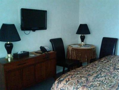 фото отеля Sage N Sand Motel