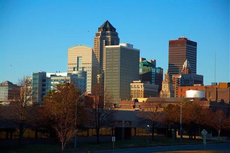 фото отеля Embassy Suites Hotel Des Moines-On The River