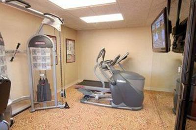 фото отеля LivINN Hotel Sharonville