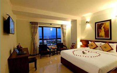 фото отеля Luna Diamond Hotel Danang