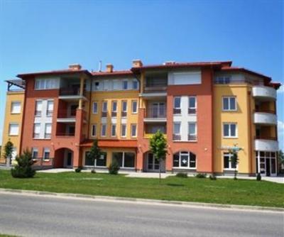 фото отеля Bajor Panzio Restaurant Aparthotel Buk-Bukfurdo