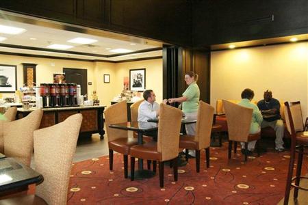 фото отеля Hampton Inn & Suites Longview North