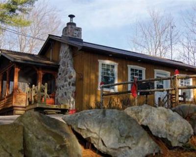 фото отеля Chalets des Pins