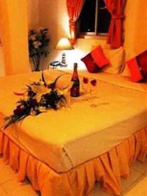 фото отеля Loveli Boutique Guesthouse Phuket