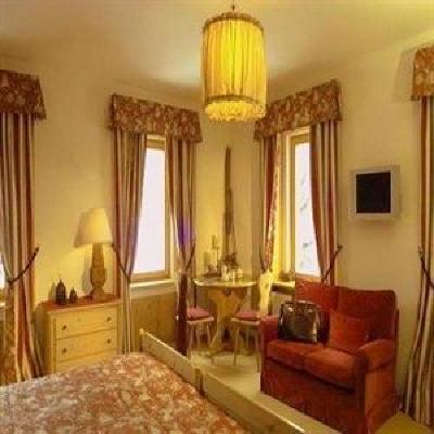 фото отеля Hotel Bernina