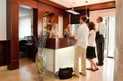 фото отеля Atrium im Park Hotel