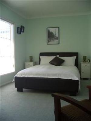 фото отеля Warners Bay Bed & Breakfast Newcastle