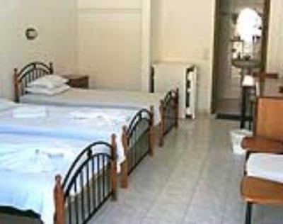фото отеля Tzannis Aglaia Pension Kamares