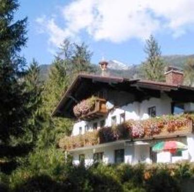 фото отеля Landhaus Burtlmair