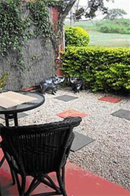 фото отеля Gumtree on Gillies B&B