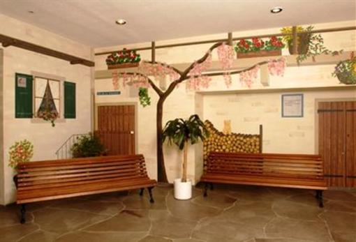фото отеля Youth Hostel Montreux