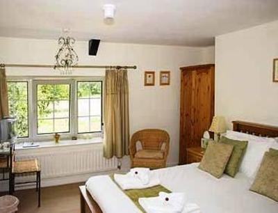фото отеля East Byermoor Guest House Whickham