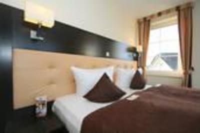 фото отеля Hotel "Alt Giessen"