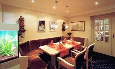 фото отеля Hotel & Restaurant Rellinger Hof