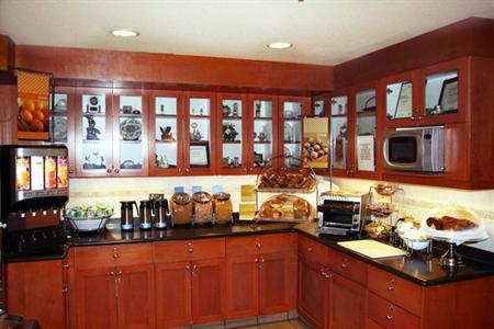 фото отеля Hampton Inn & Suites By Hilton Calgary-University Northwest